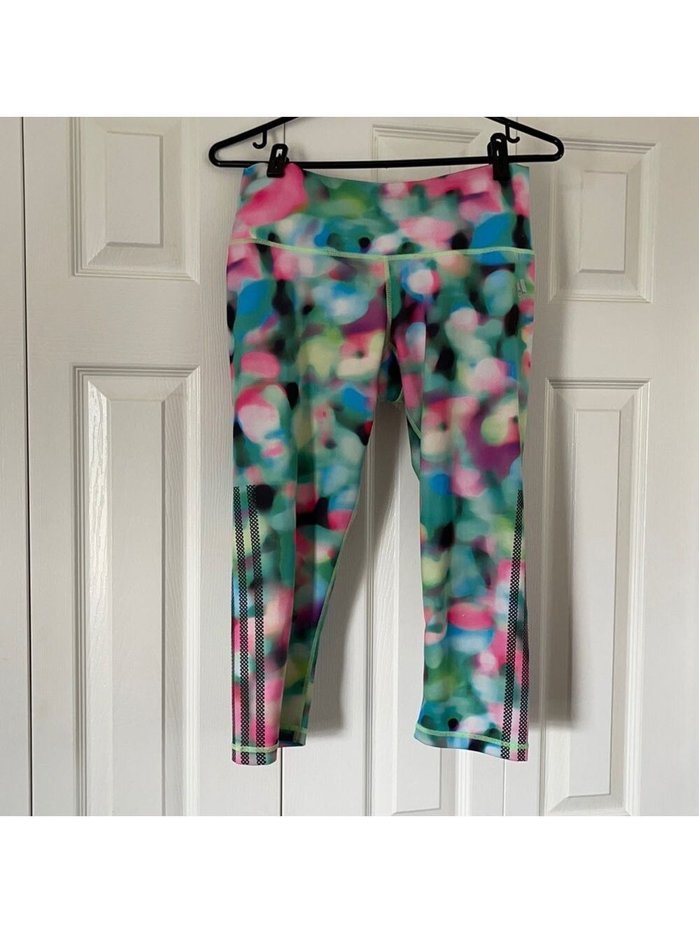 Adidas Workout Capris Size M🥰🥰